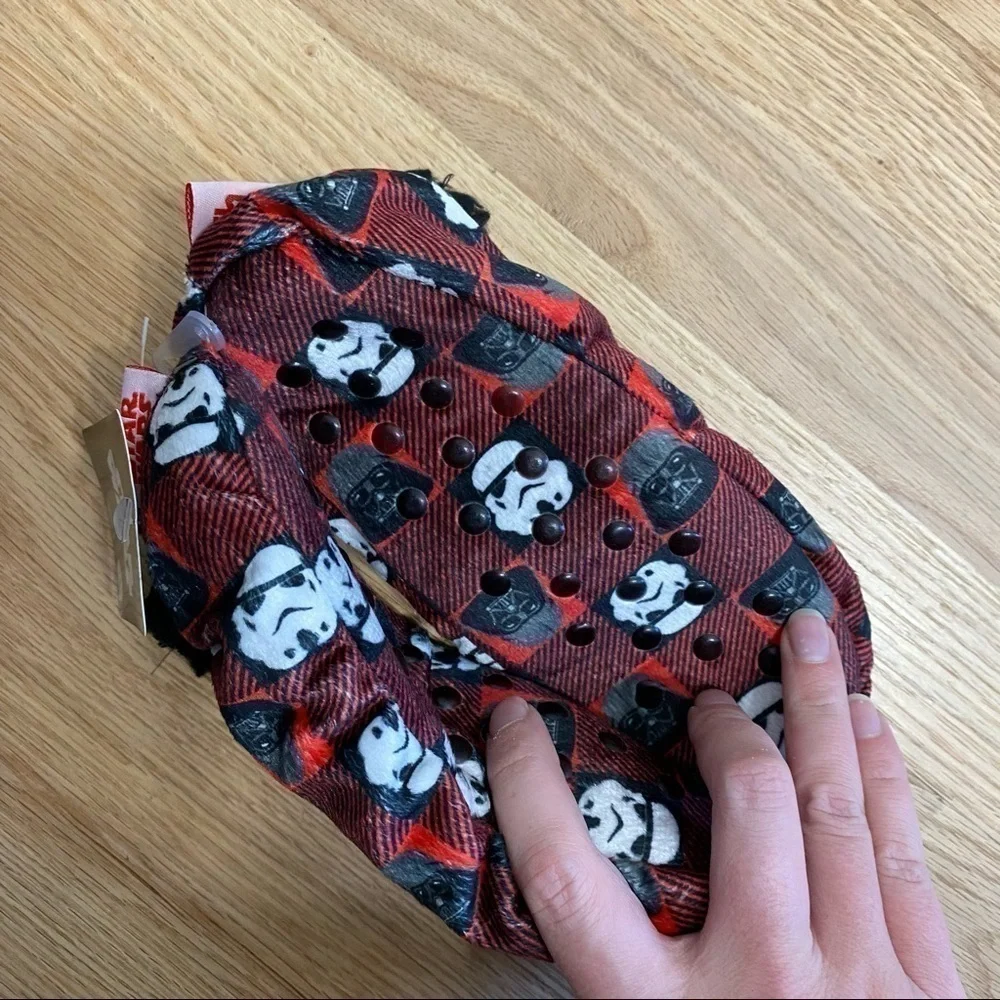 Star Wars Disney Snuggle Toes Slippers NWT Sz 3-10 Kids Toddler Black Red